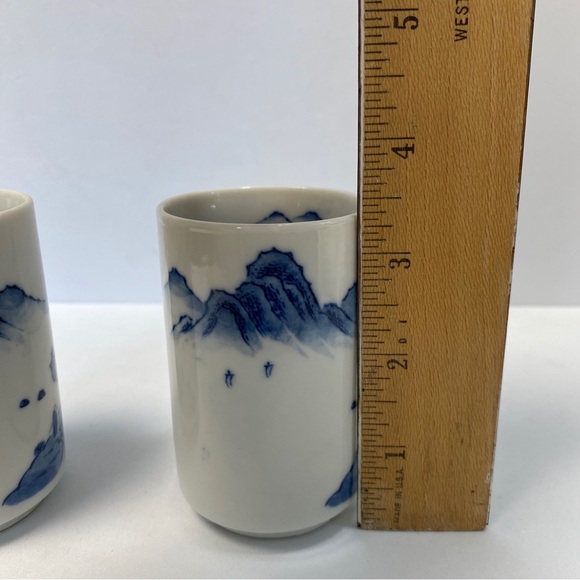 2 Vintage Hand Painted Saki Glasses Blue on White Asian Landscape OMC Otagiri - Picture 13 of 14